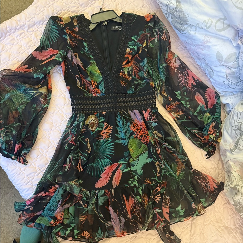 PatBO Elegant Black Dress with Vibrant Floral Design - Picture 3 of 4